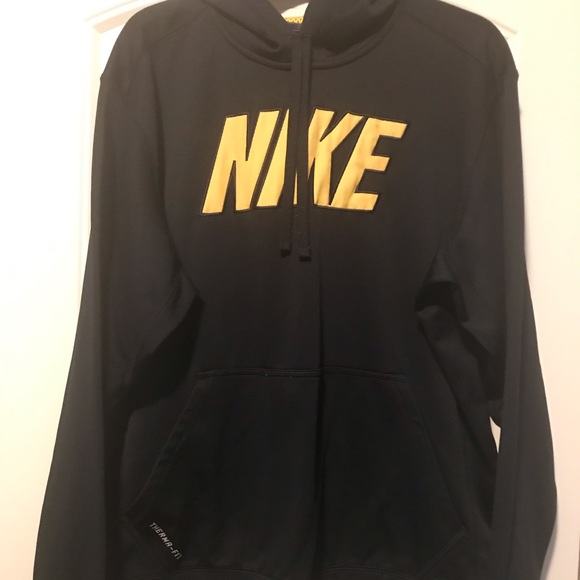 Nike Other - Men’s Nike Therma-Fit shirt, size XL